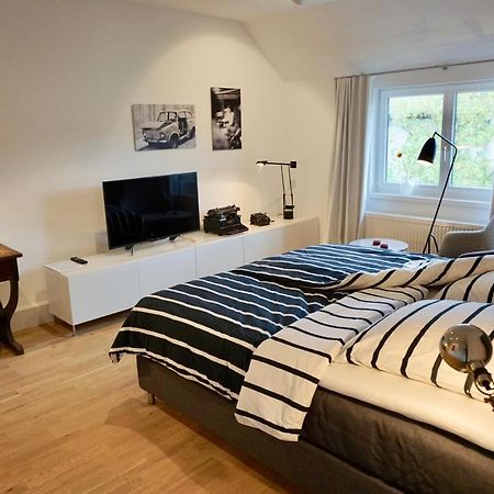 Privatzimmer Schoenfelder ดุสเซลดอร์ฟ ภายนอก รูปภาพ