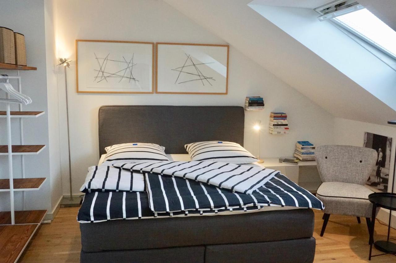 Privatzimmer Schoenfelder ดุสเซลดอร์ฟ ภายนอก รูปภาพ