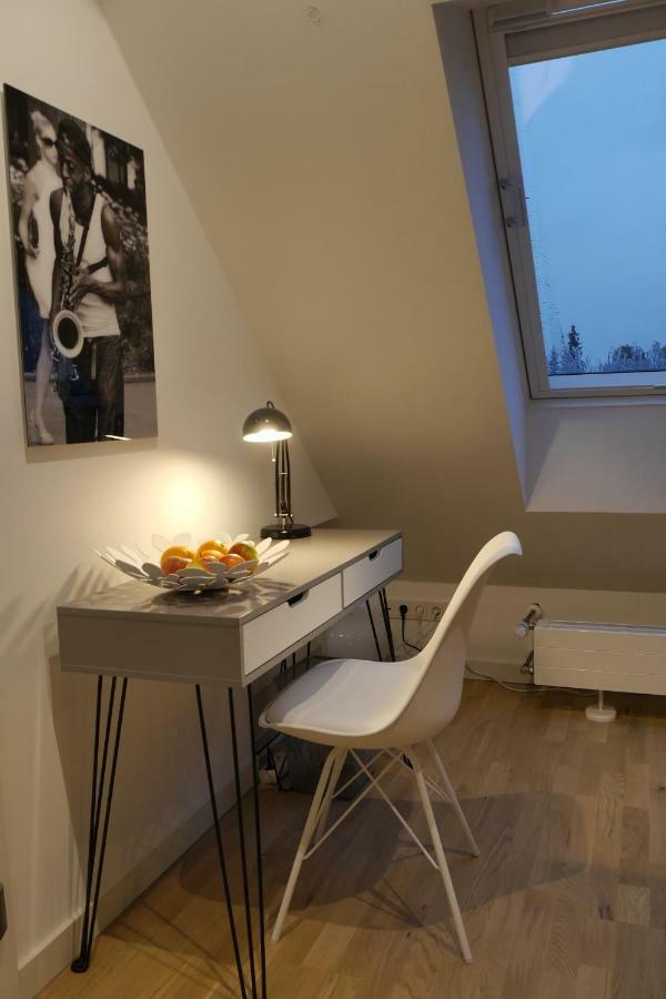 Privatzimmer Schoenfelder ดุสเซลดอร์ฟ ภายนอก รูปภาพ