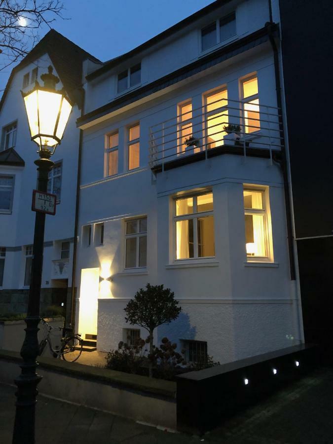 Privatzimmer Schoenfelder ดุสเซลดอร์ฟ ภายนอก รูปภาพ
