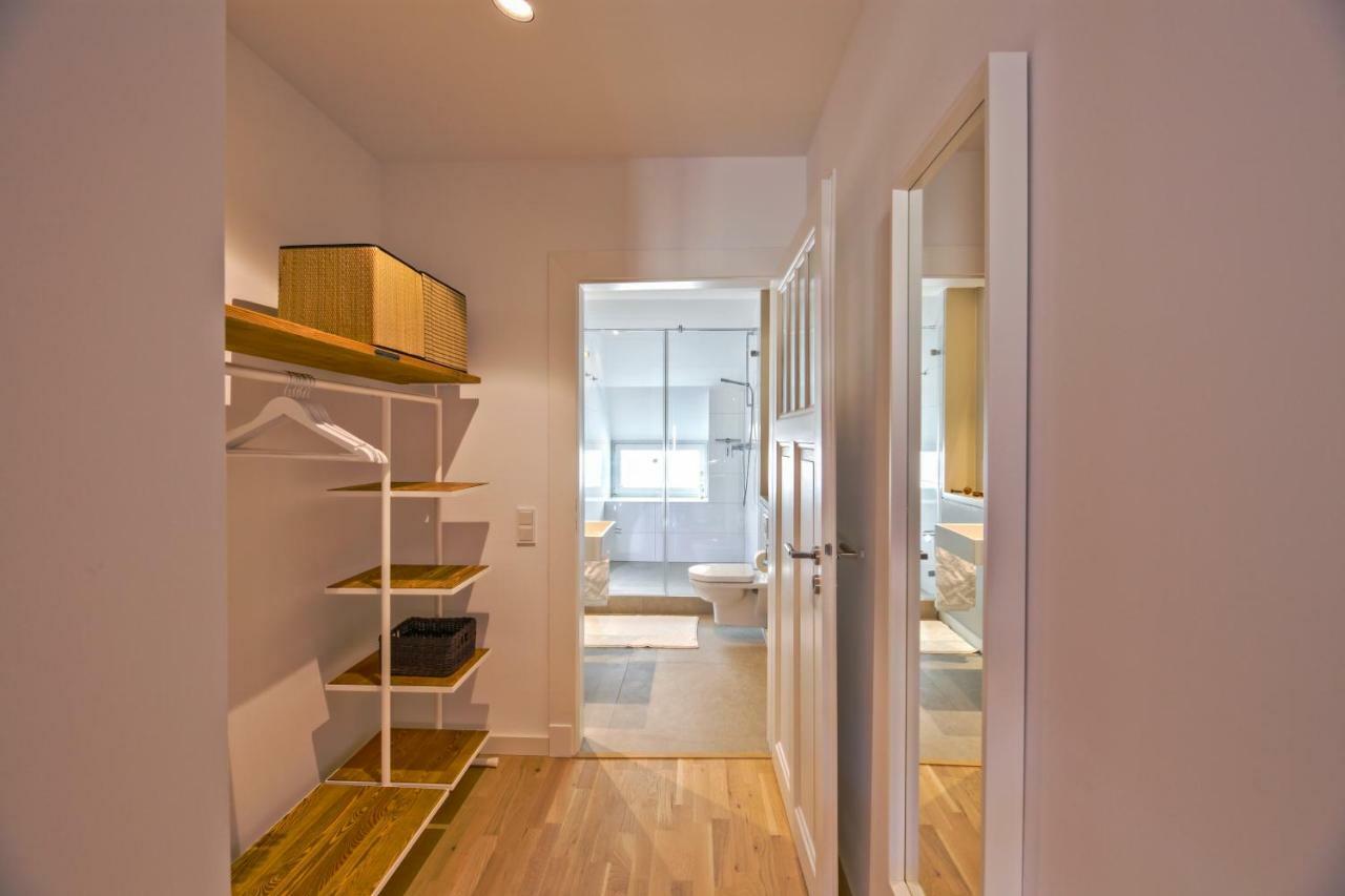 Privatzimmer Schoenfelder ดุสเซลดอร์ฟ ภายนอก รูปภาพ
